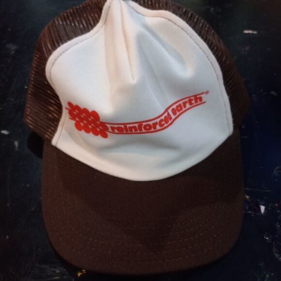 Other - Vintage Reinforced Earth Trucker Hat - USA